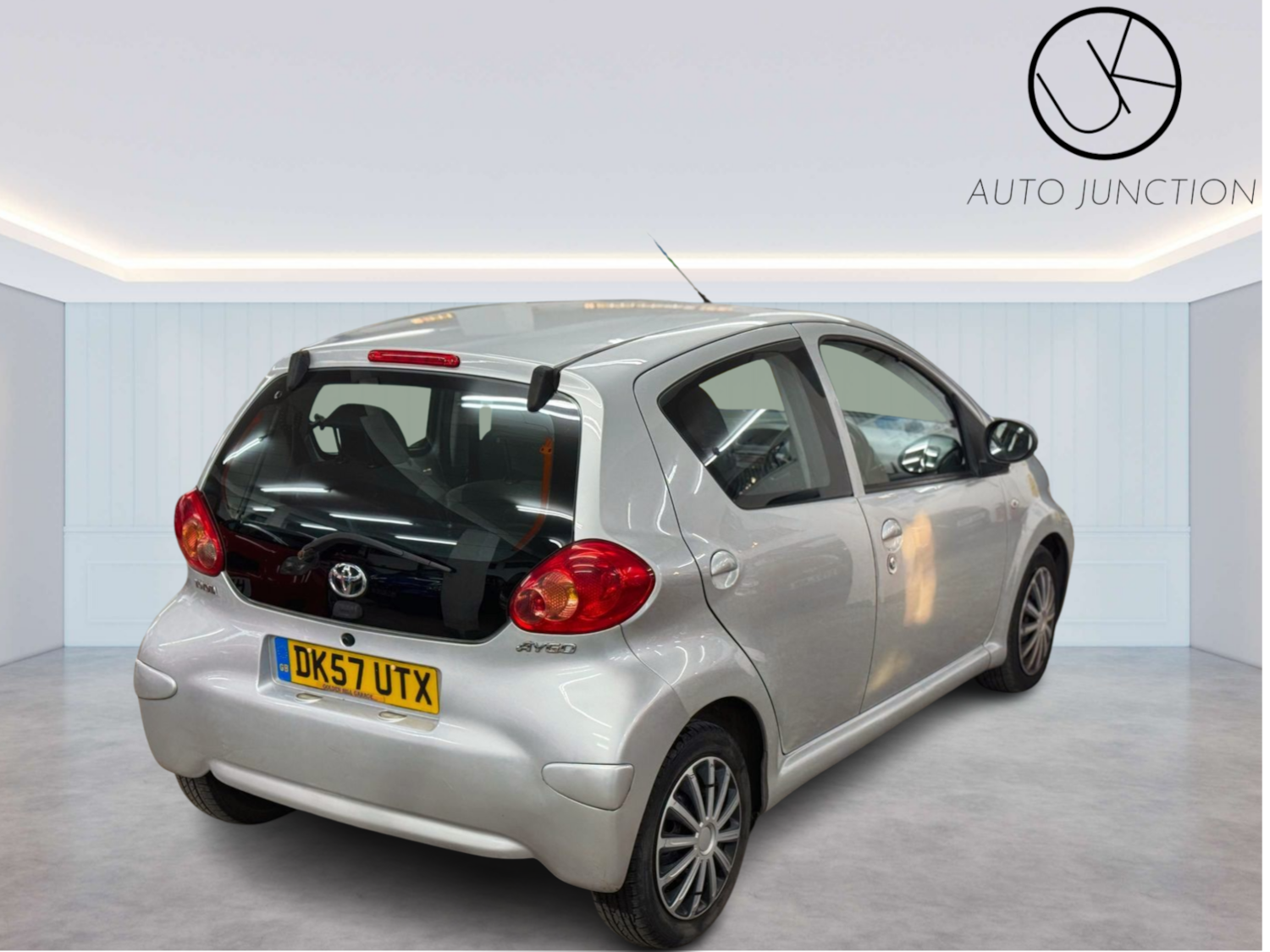 Used Toyota AYGO 2007 for sale - 76134588: Photo 5