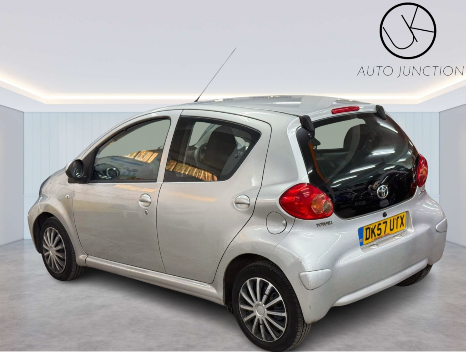 Used Toyota AYGO 2007 for sale - 76134588: Photo 6