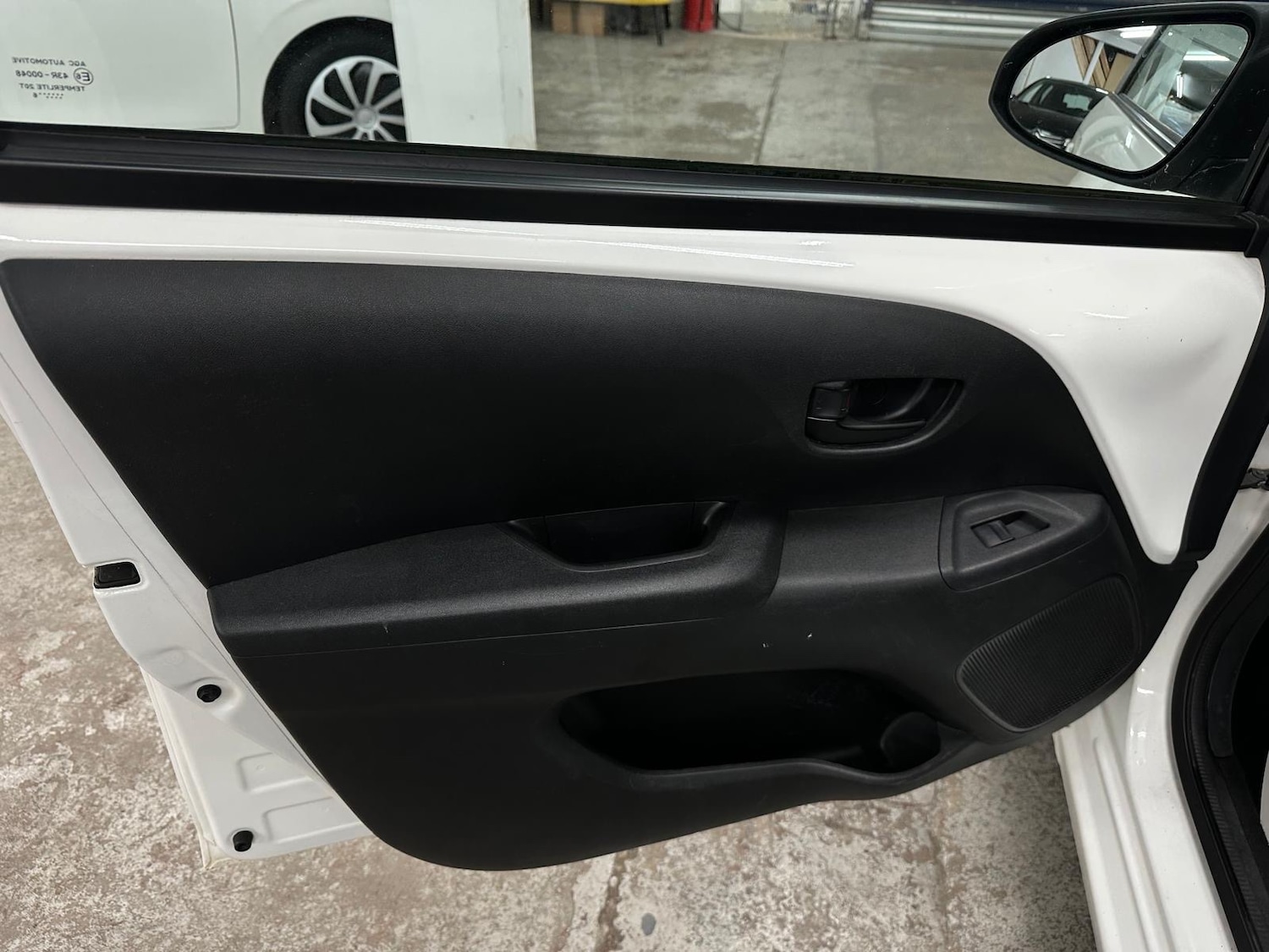Used Peugeot 108 2016 for sale - 76070591: Photo 16