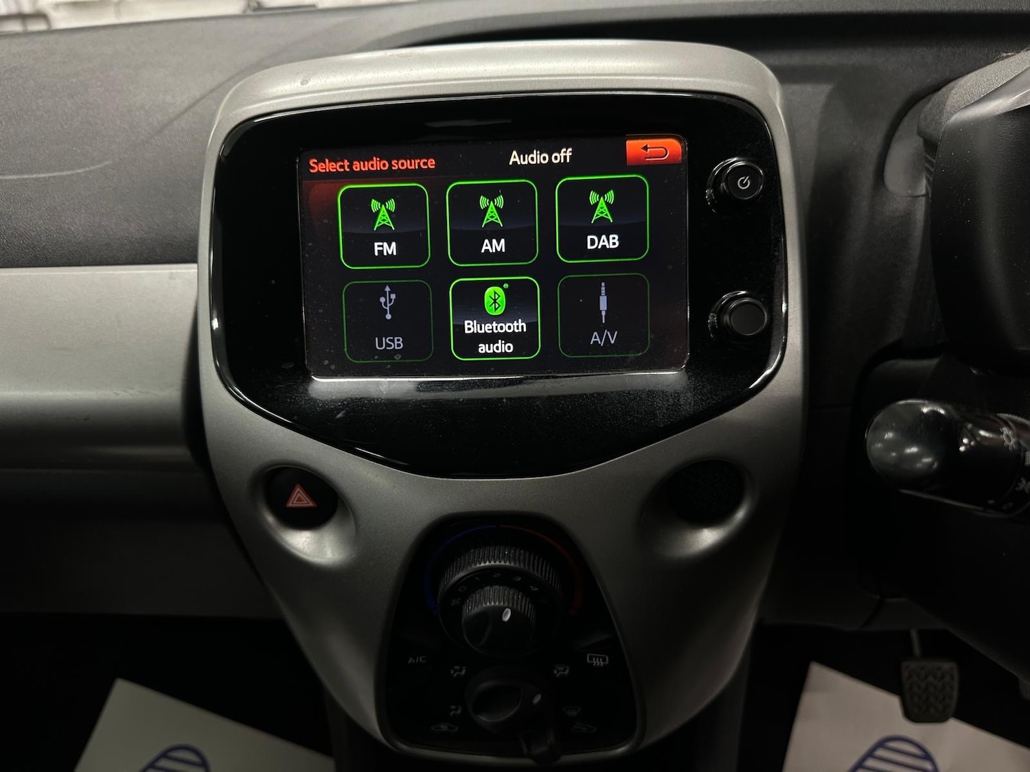 Used Peugeot 108 2016 for sale - 76070591: Photo 9
