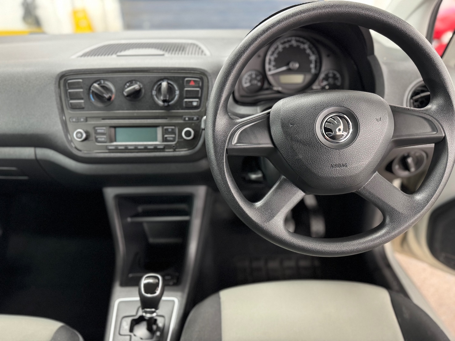 Used Skoda Citigo 2013 for sale - 77137897: Photo 9