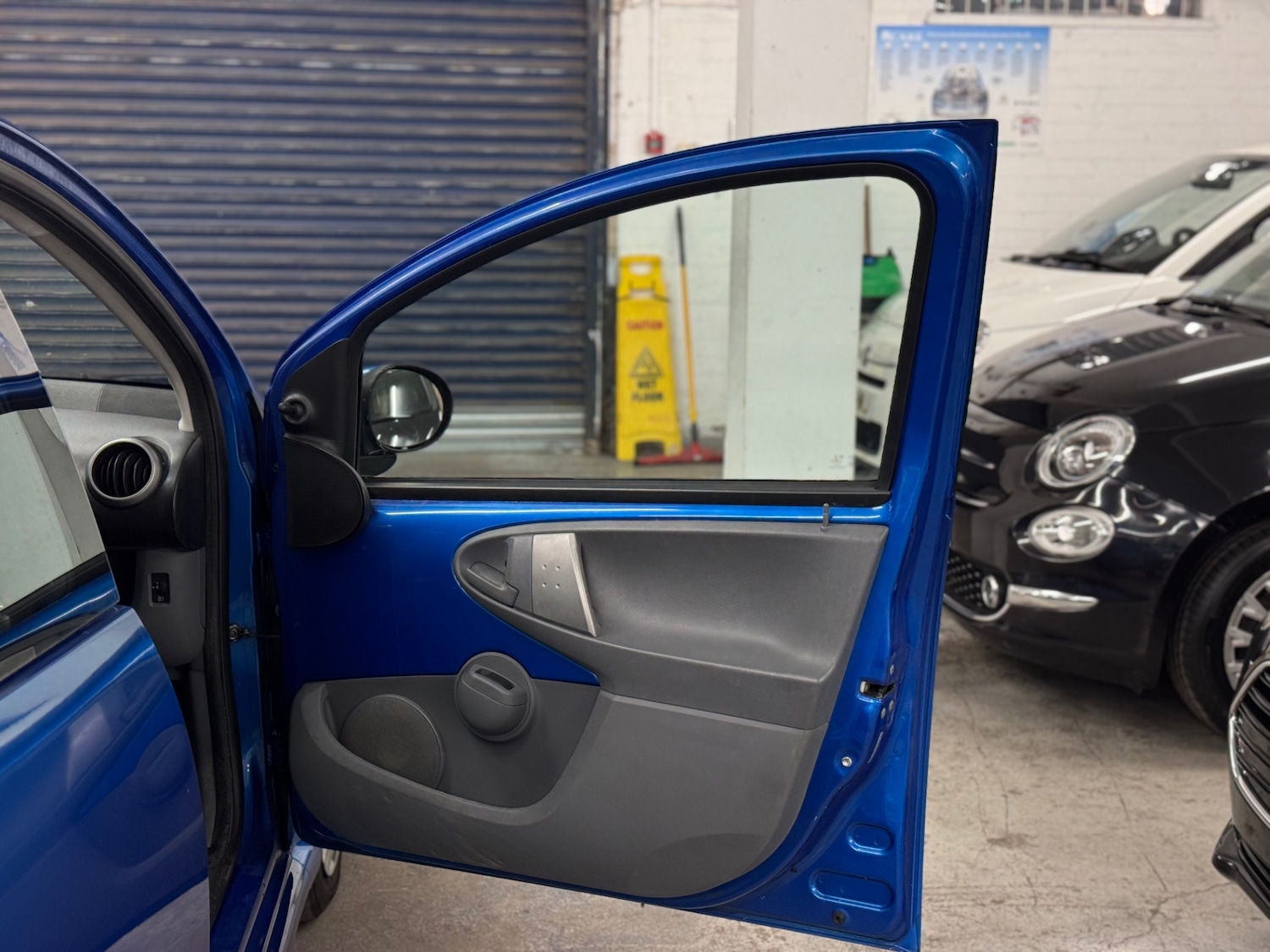 Used Toyota AYGO 2010 for sale - 76166278: Photo 13