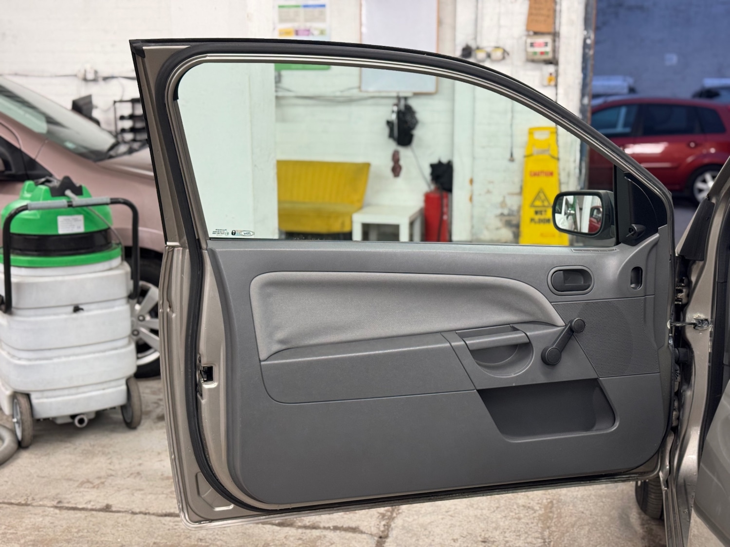 Used Ford Fiesta 2003 for sale - 77367772: Photo 11