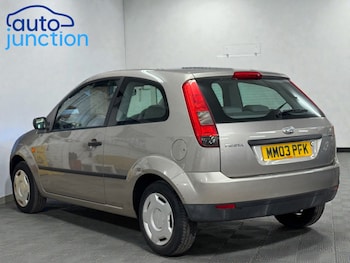 Used Ford Fiesta 2003 for sale - 77367772: Photo