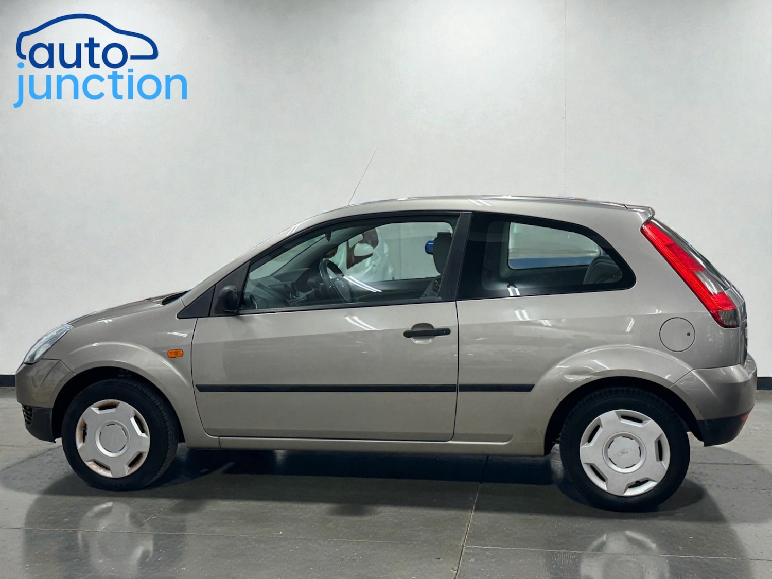 Used Ford Fiesta 2003 for sale - 77367772: Photo 5
