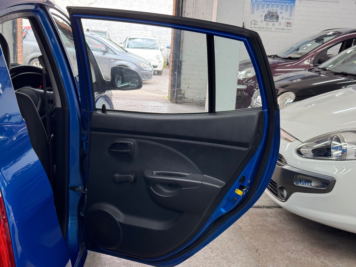 Used Kia Picanto 2010 for sale - 76367528: Photo 11