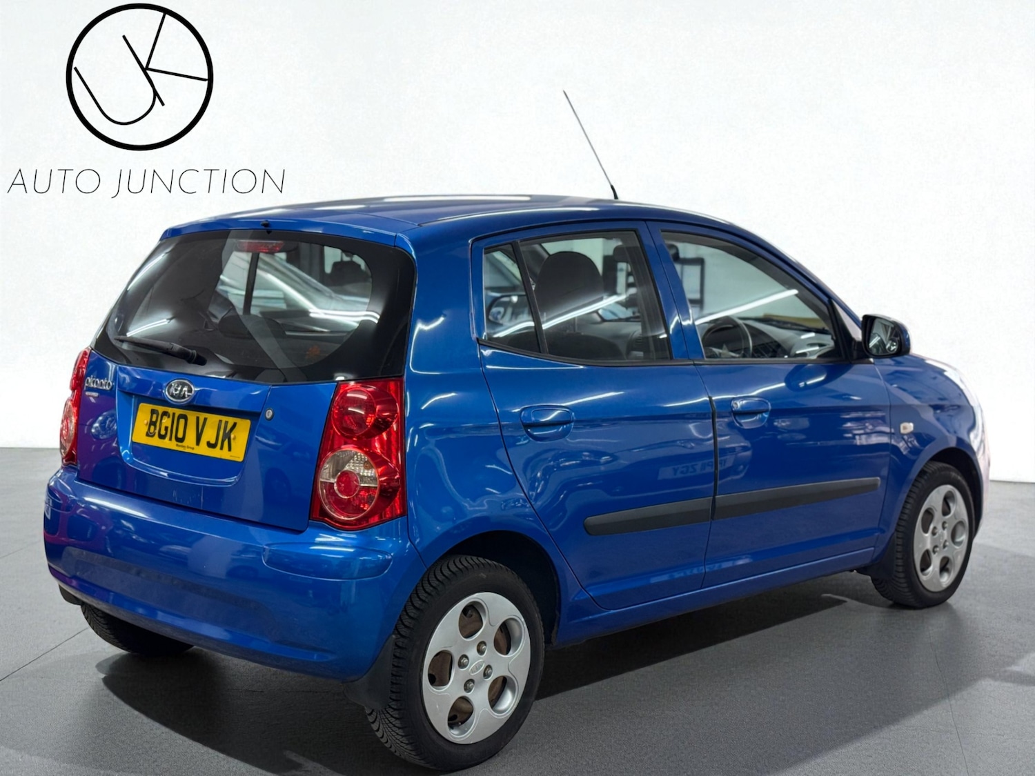 Used Kia Picanto 2010 for sale - 76367528: Photo 3