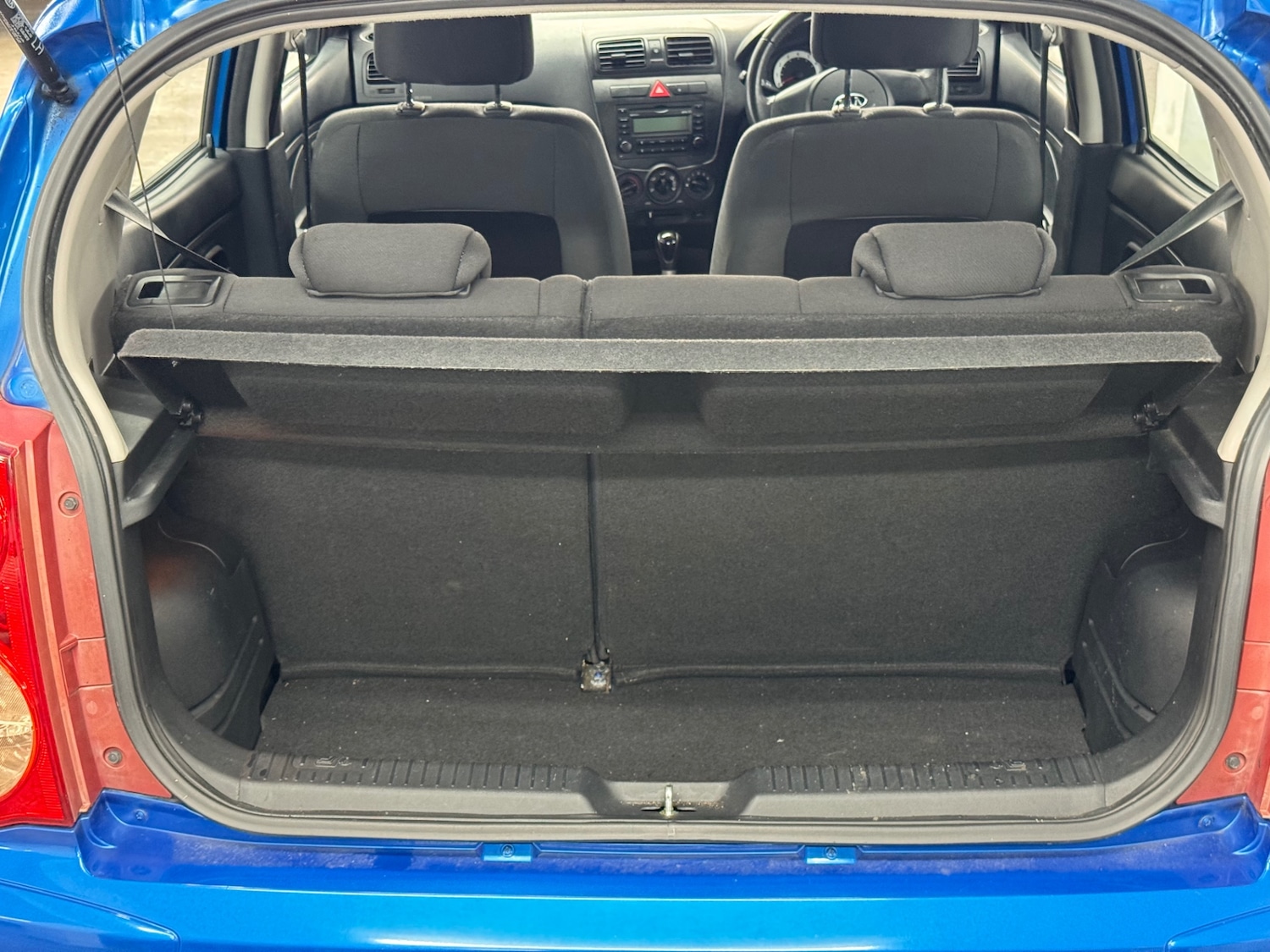 Used Kia Picanto 2010 for sale - 76367528: Photo 9