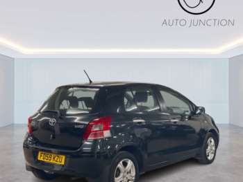 Used Toyota Yaris 2010 for sale - 75350383: Photo