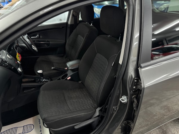 Used Kia Ceed 2011 for sale - 76293457: Photo 12