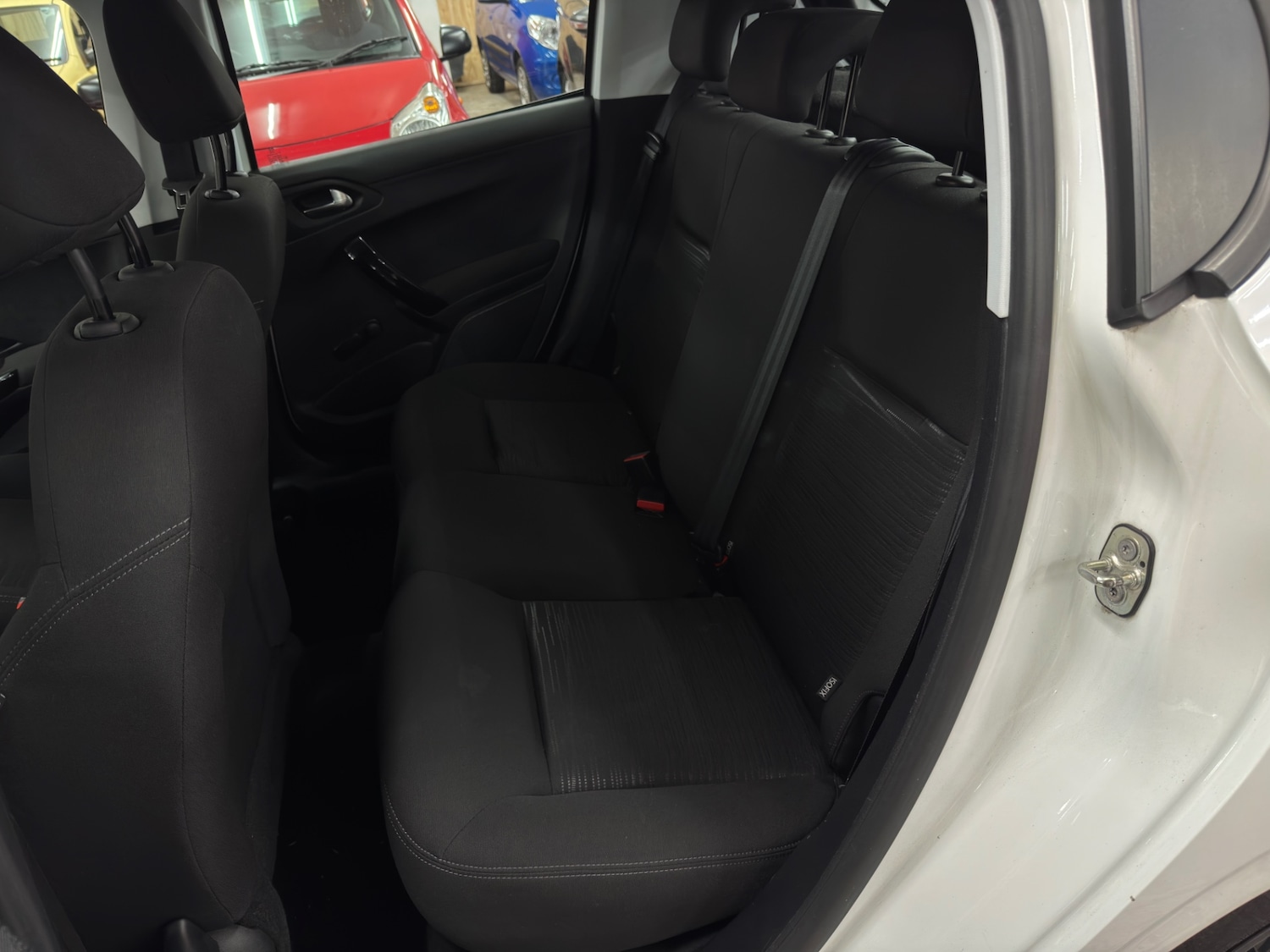 Used Peugeot 208 2012 for sale - 76134566: Photo 11