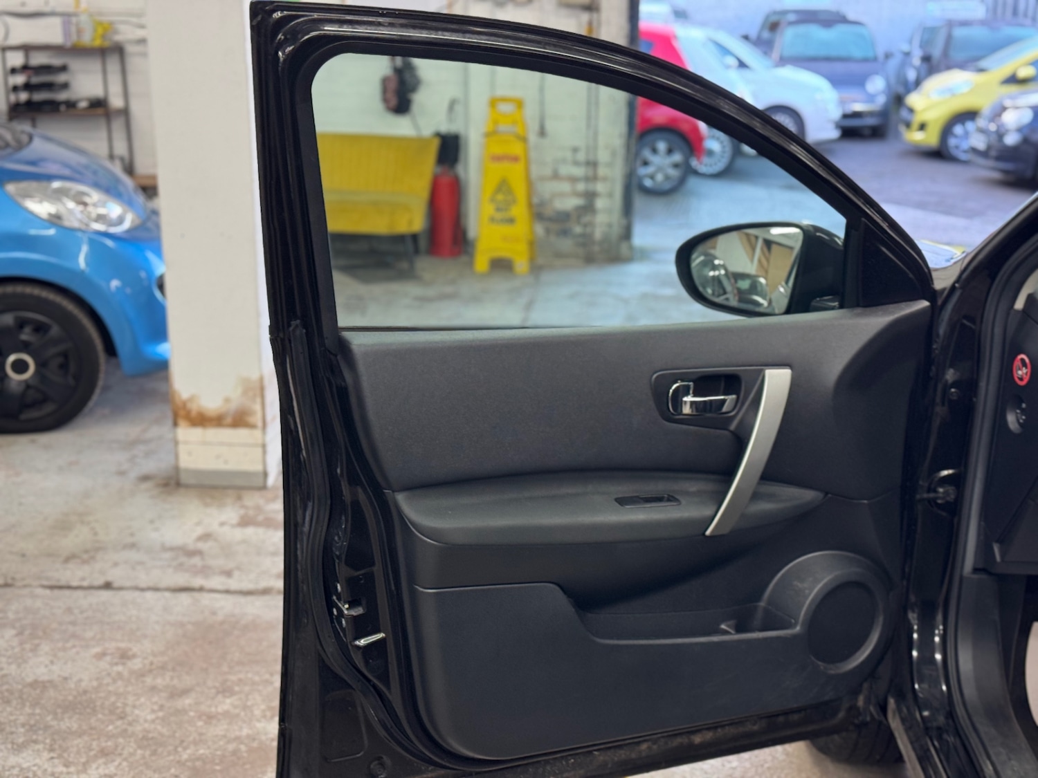 Used Nissan Qashqai 2013 for sale - 77220829: Photo 14