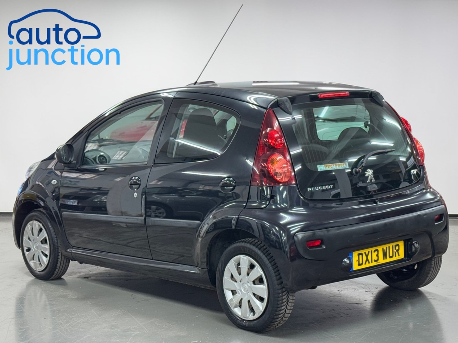 Used Peugeot 107 2013 for sale - 77813399: Photo 5