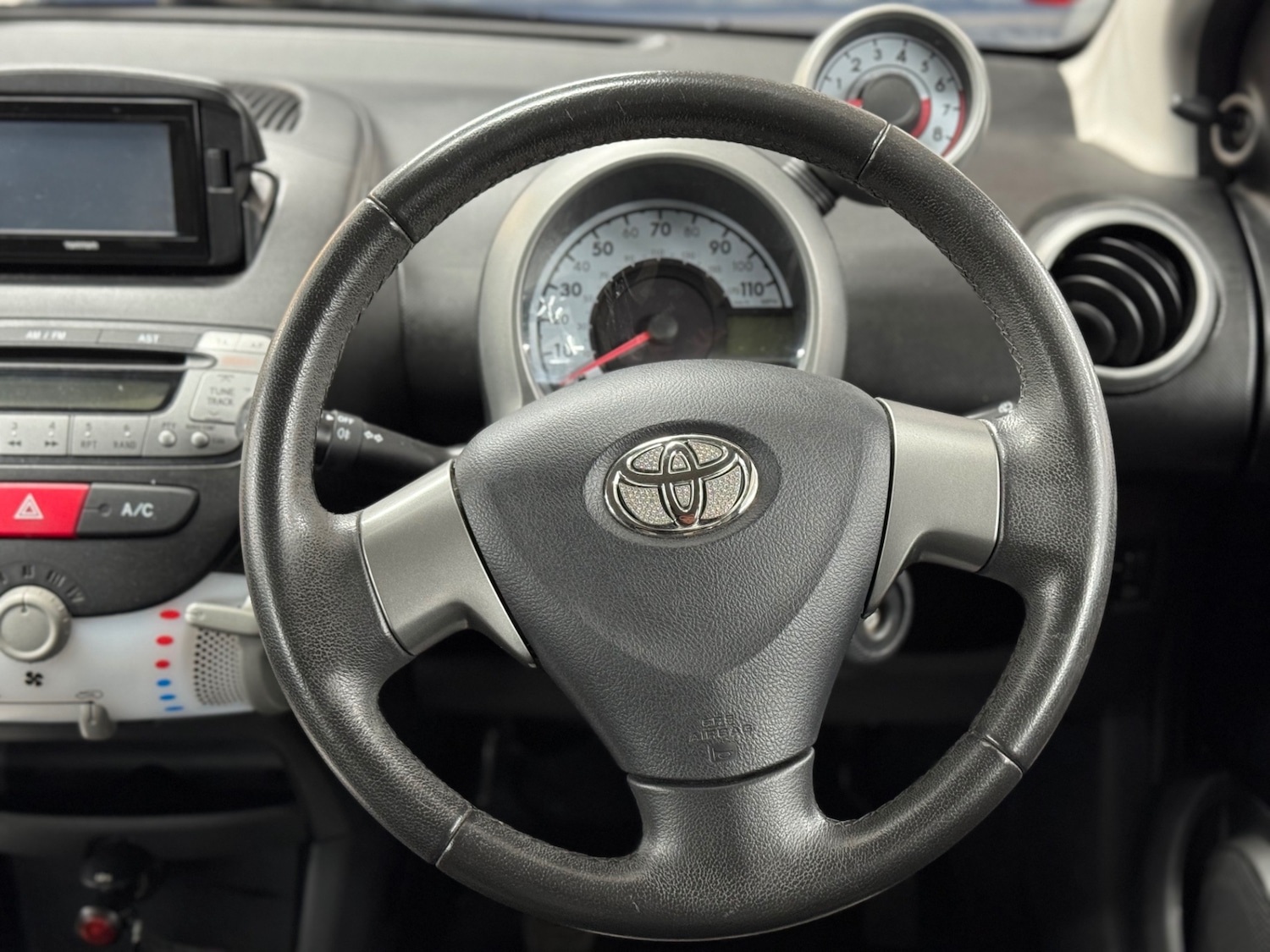 Used Toyota AYGO 2014 for sale - 77069141: Photo 10