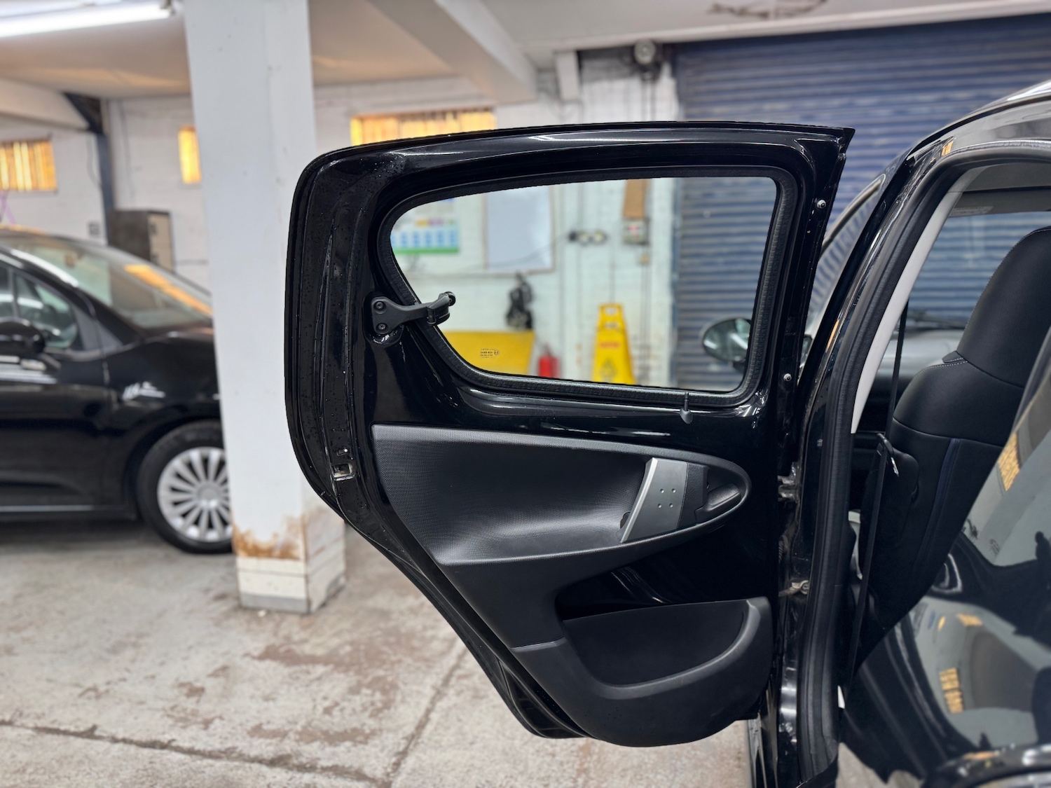 Used Toyota AYGO 2014 for sale - 77069141: Photo 20