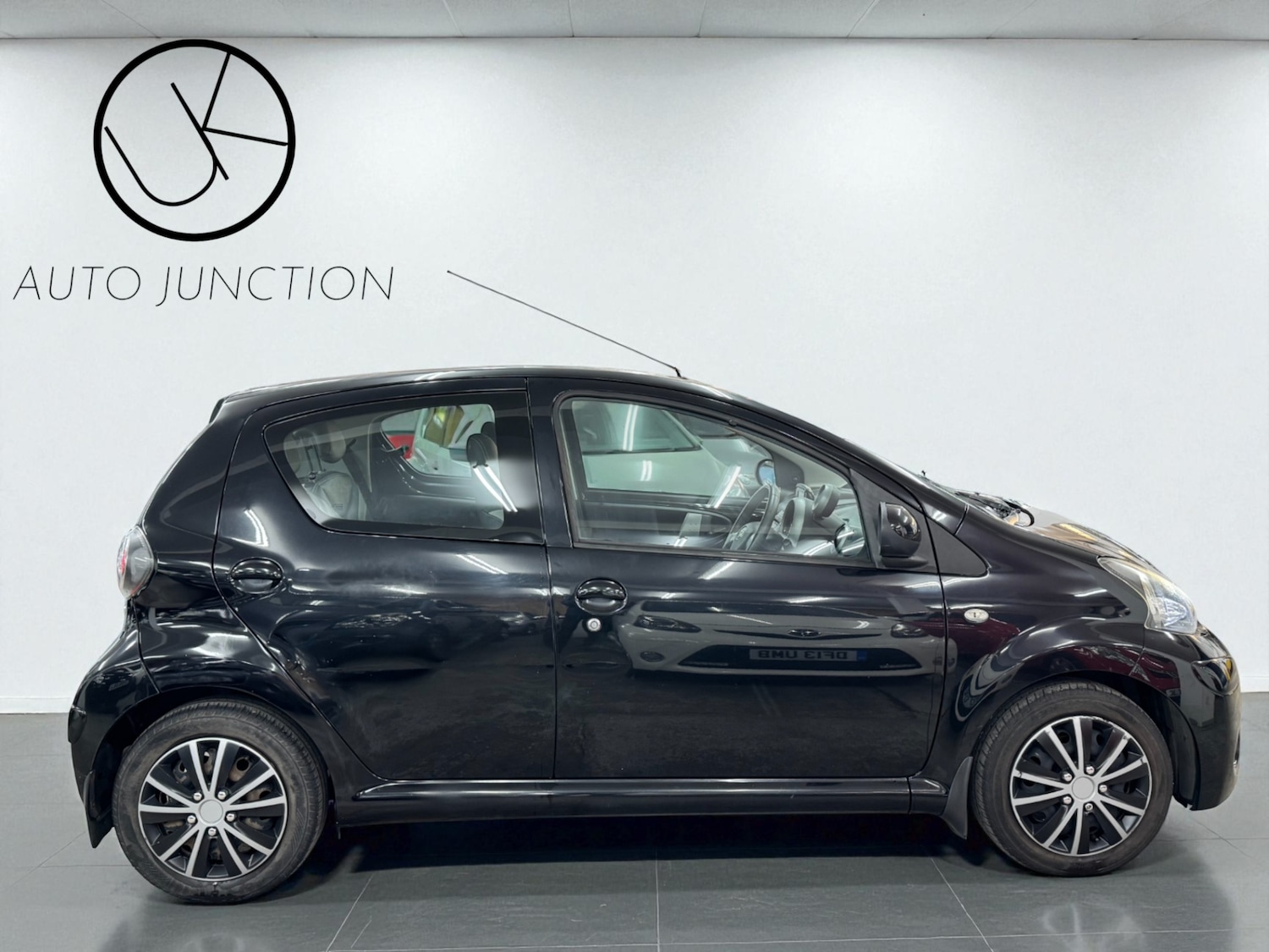 Used Toyota AYGO 2014 for sale - 77069141: Photo 4