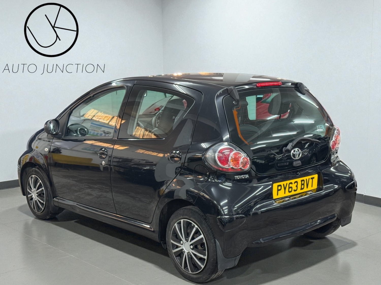 Used Toyota AYGO 2014 for sale - 77069141: Photo 7