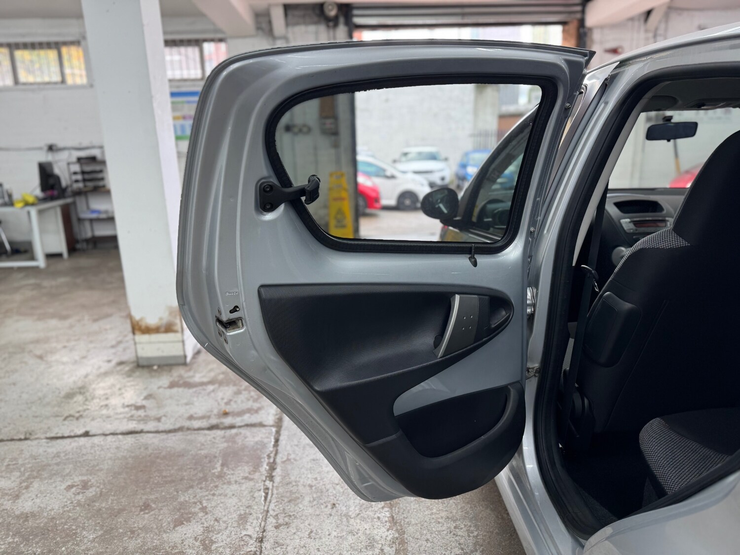 Used Toyota AYGO 2014 for sale - 76366278: Photo 16