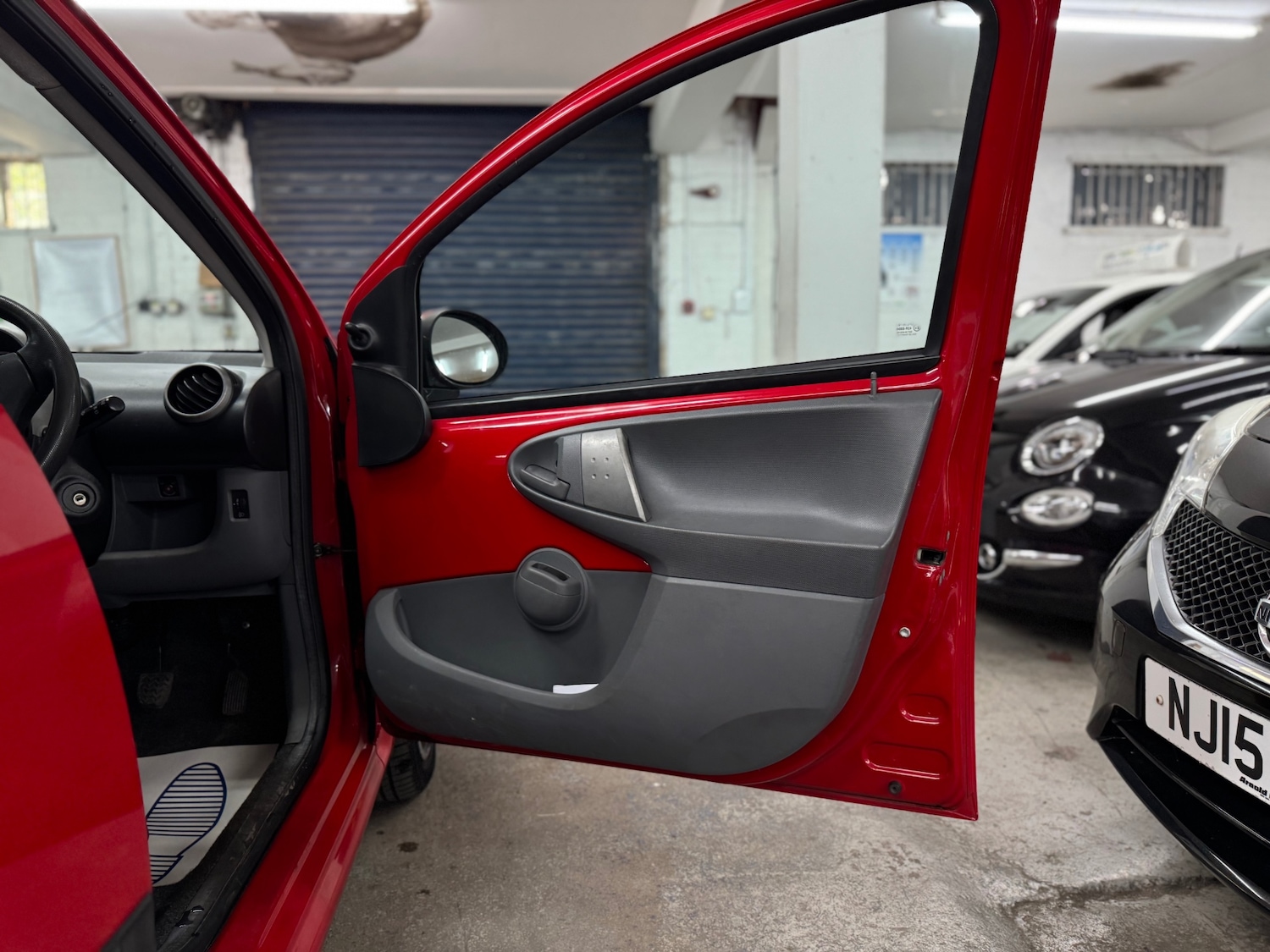 Used Peugeot 107 2011 for sale - 76486005: Photo 11