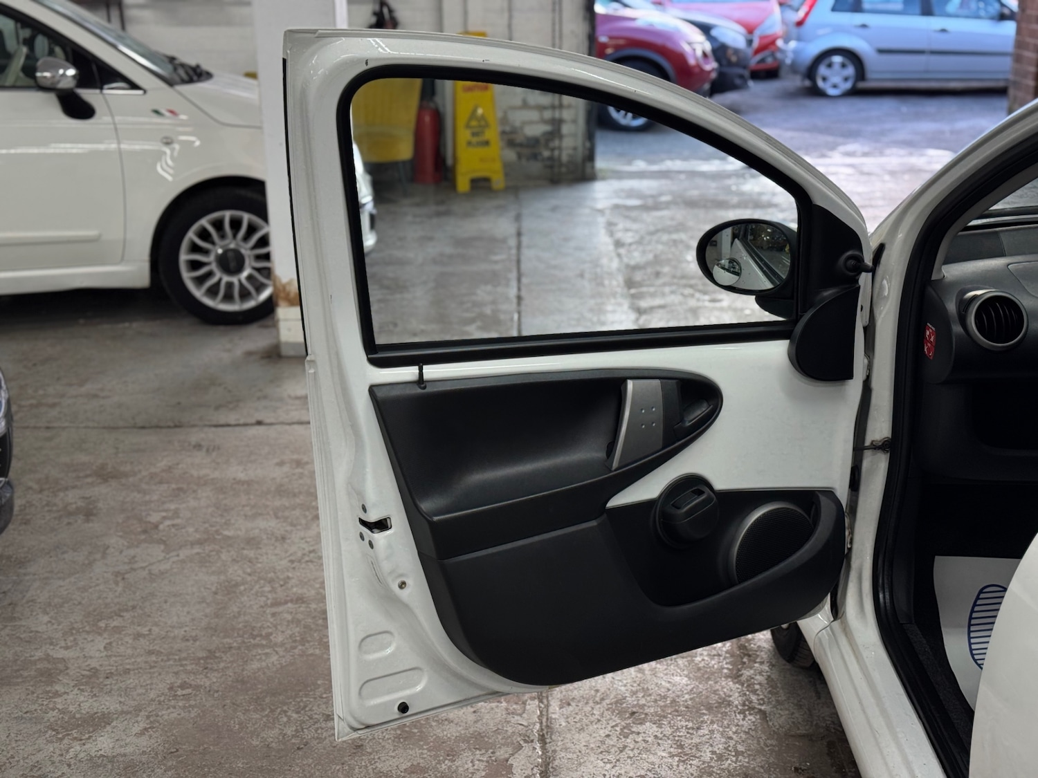 Used Toyota AYGO 2012 for sale - 77160040: Photo 14