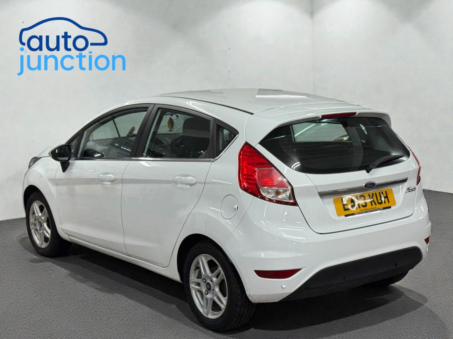 Used Ford Fiesta 2013 for sale - 76982591: Photo 6
