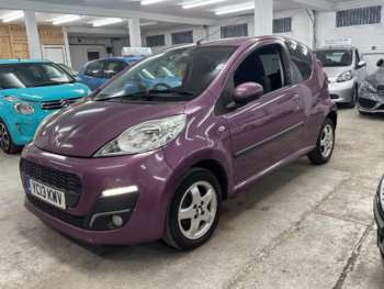 2013 (13) - 1.0 Allure 3dr 2-Tronic