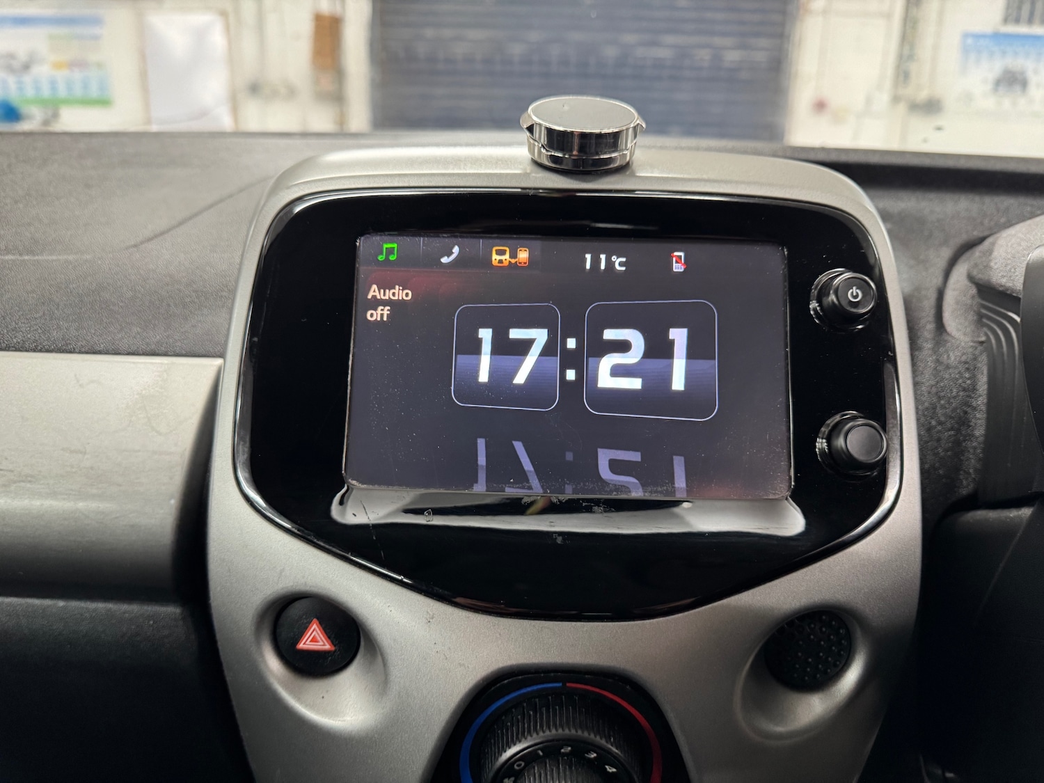 Used Peugeot 108 2017 for sale - 76597506: Photo 12