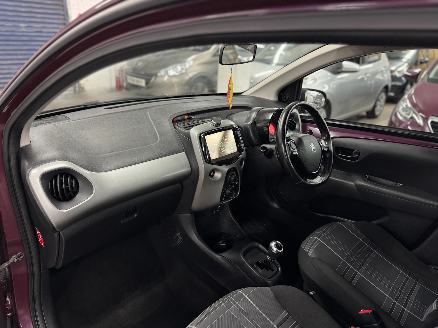 Used Peugeot 108 2017 for sale - 76597506: Photo 14