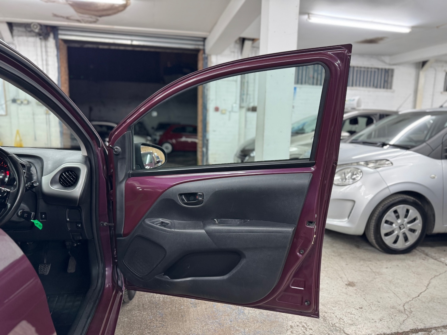 Used Peugeot 108 2017 for sale - 76597506: Photo 19