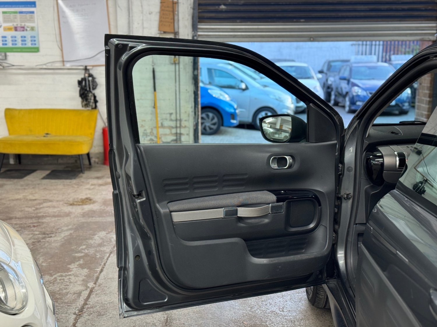 Used Citroen C4 Cactus 2015 for sale - 76407761: Photo 24