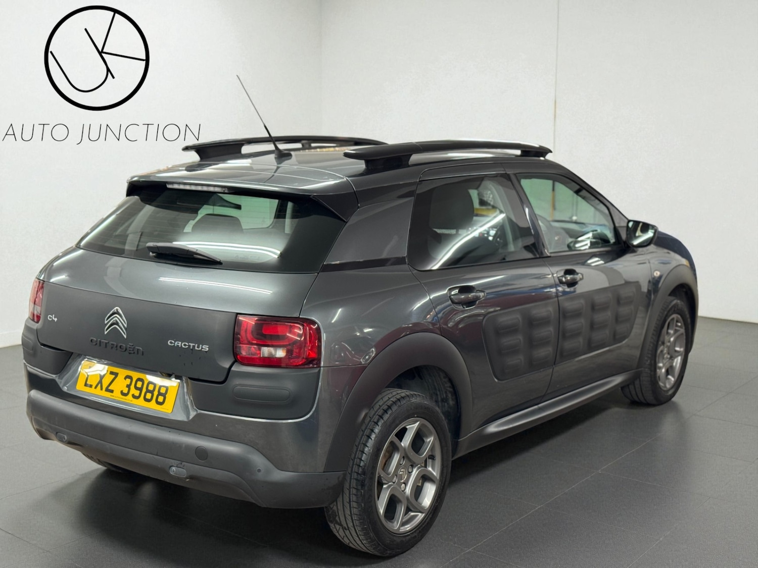 Used Citroen C4 Cactus 2015 for sale - 76407761: Photo 6