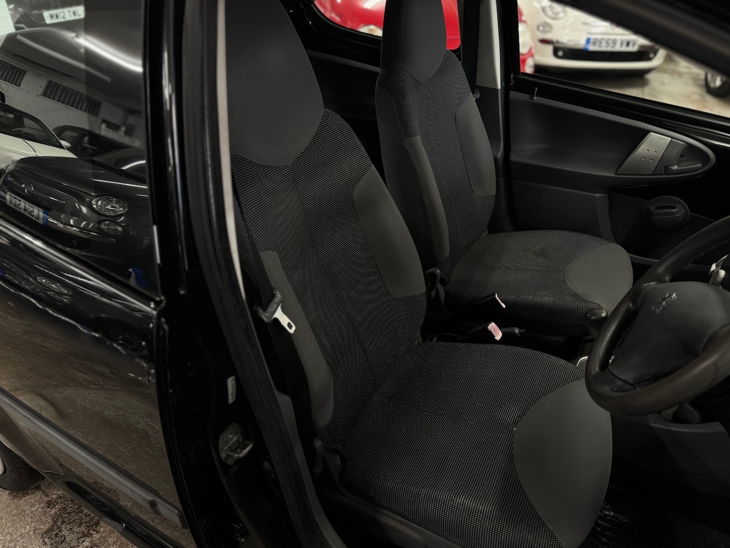 Used Peugeot 107 2008 for sale - 77323866: Photo 11