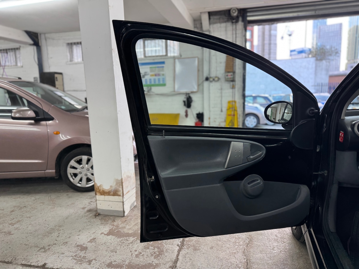 Used Peugeot 107 2008 for sale - 77323866: Photo 14