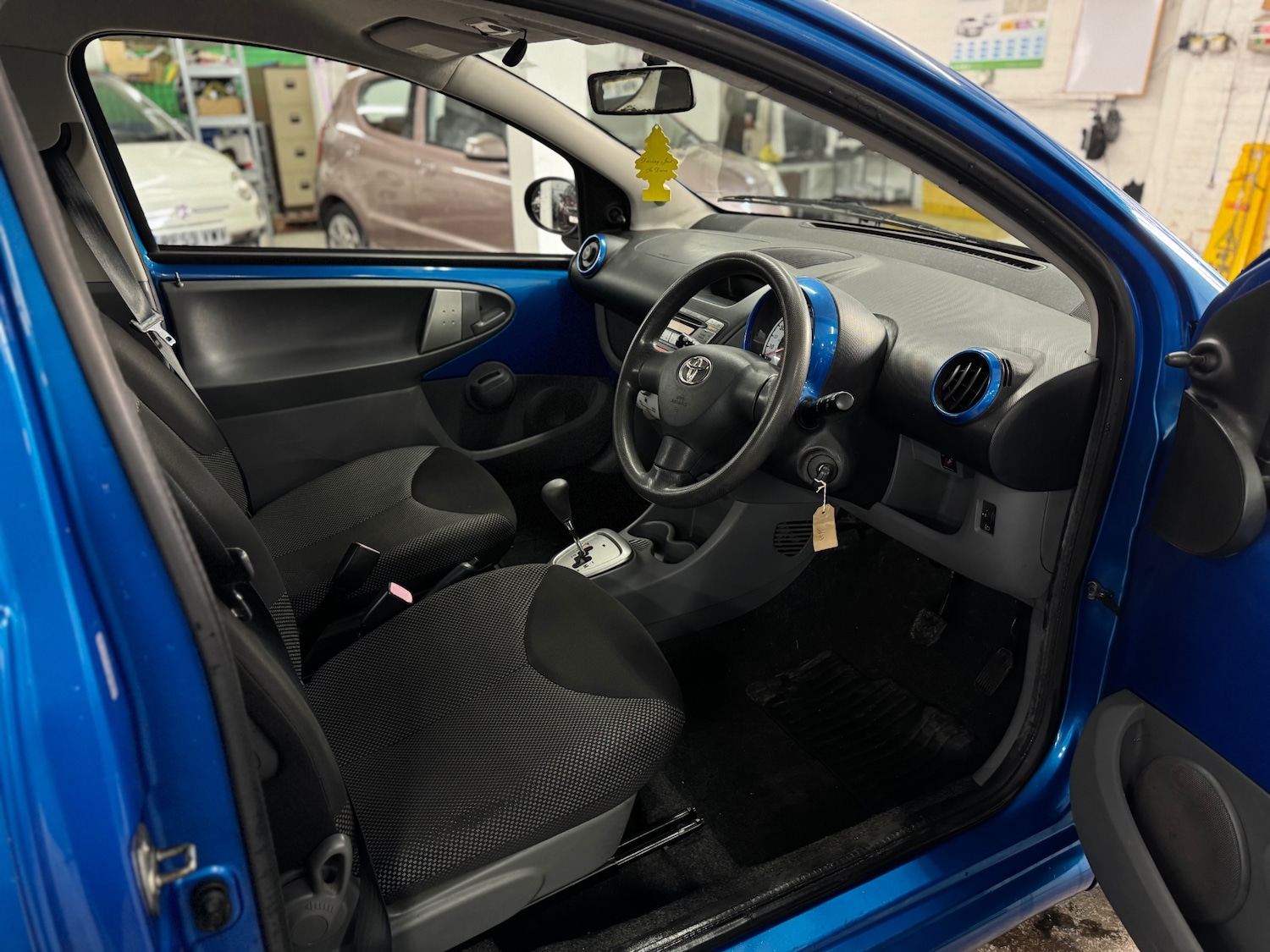 Used Toyota AYGO 2009 for sale - 77323873: Photo 7