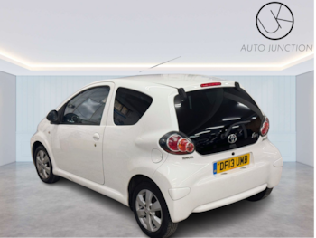 Used Toyota AYGO 2013 for sale - 76238507: Photo