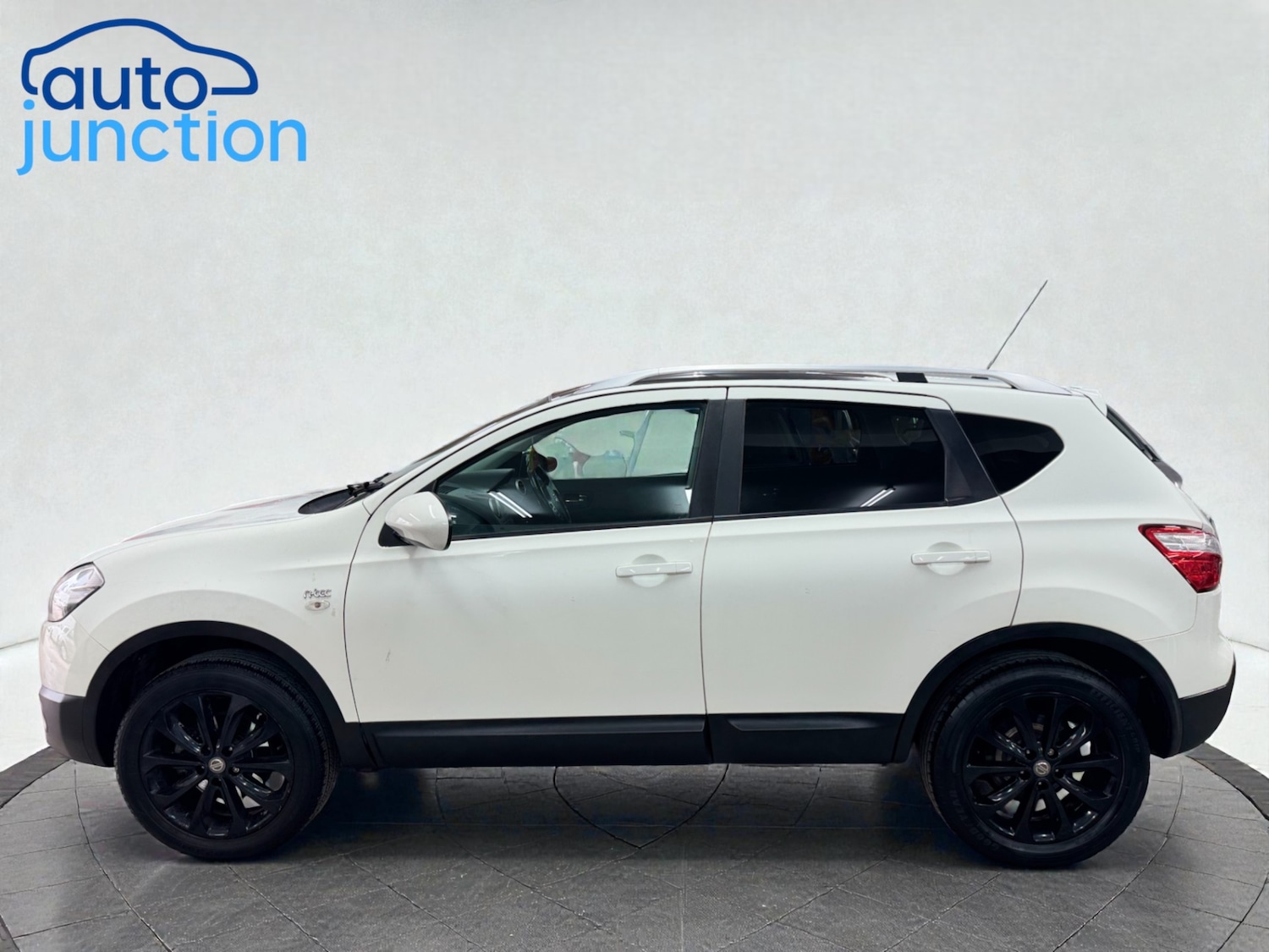 Used Nissan Qashqai 2012 for sale - 77742575: Photo 3