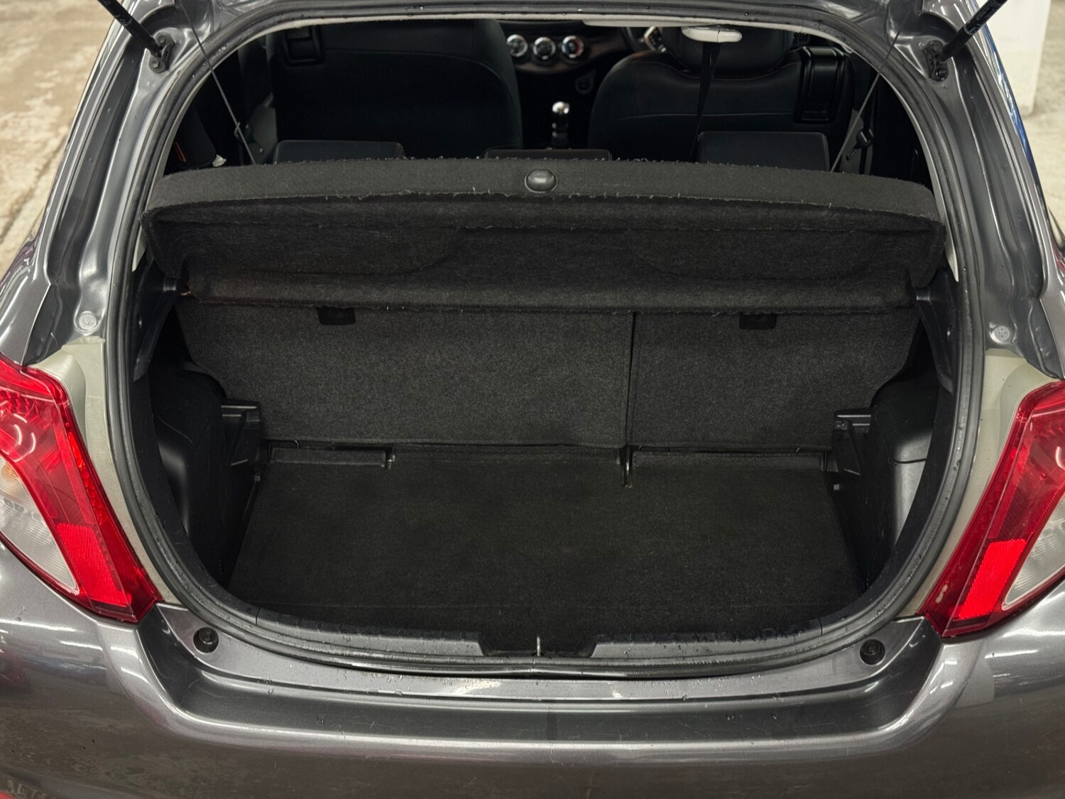 Used Toyota Yaris 2012 for sale - 77962056: Photo 18