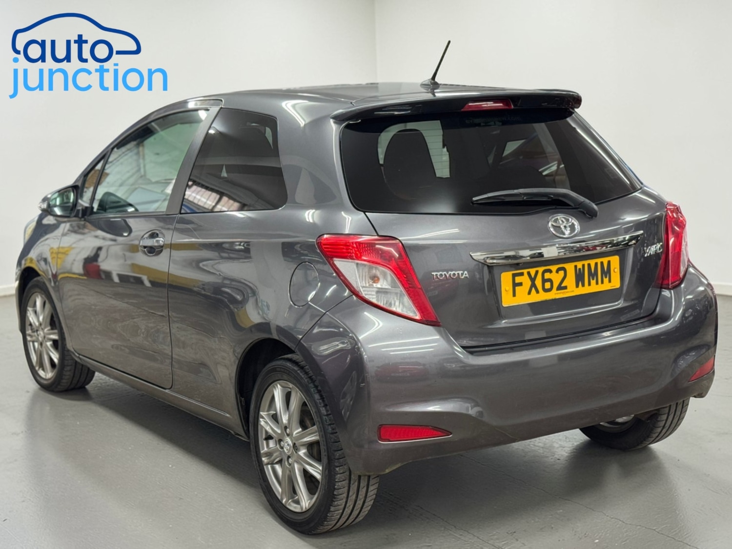 Used Toyota Yaris 2012 for sale - 77962056: Photo 6