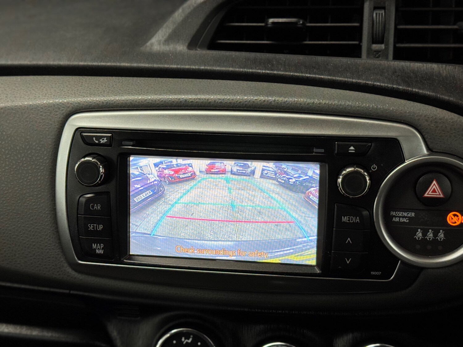 Used Toyota Yaris 2012 for sale - 77962056: Photo 8