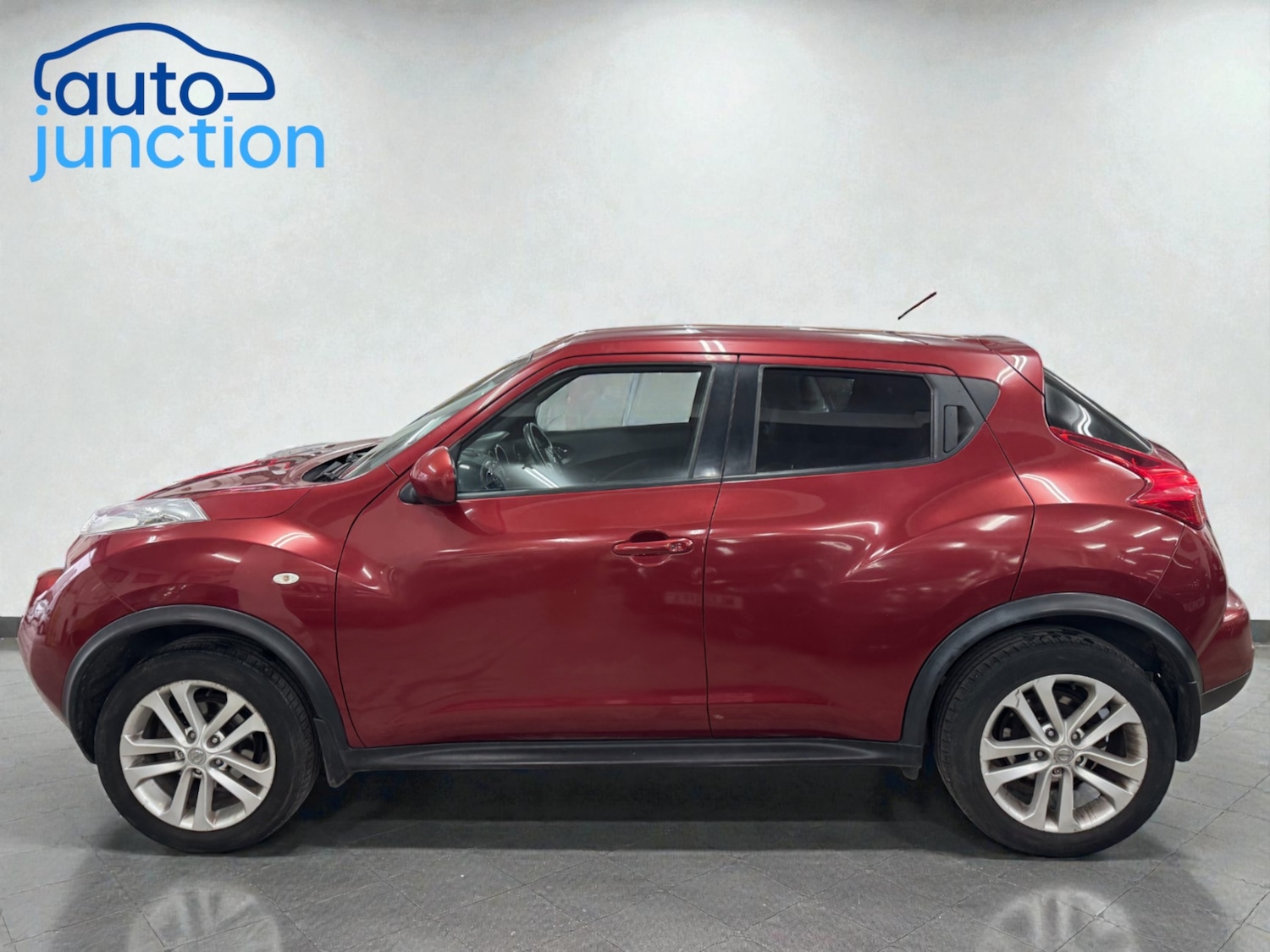 Used Nissan Juke 2010 for sale - 77447649: Photo 3