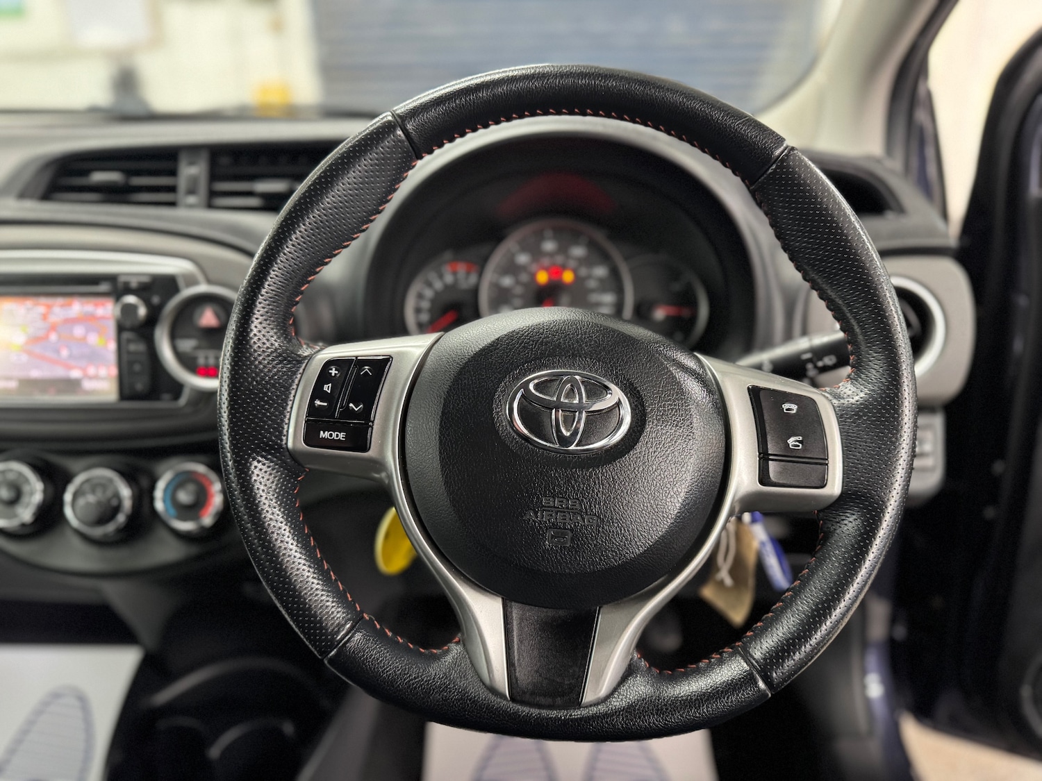 Used Toyota Yaris 2012 for sale - 77367778: Photo 10