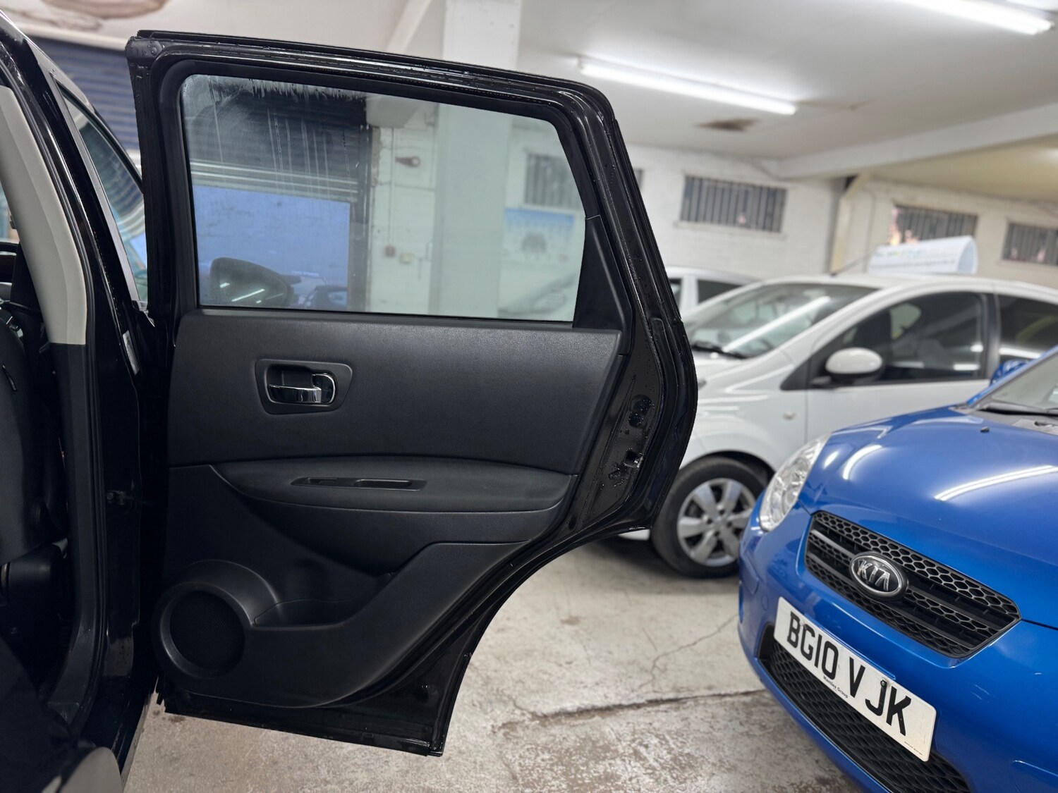 Used Nissan Qashqai 2011 for sale - 77742618: Photo 21