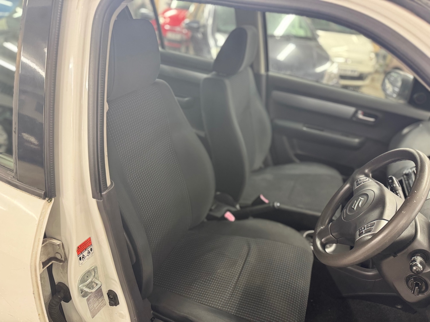 Used Suzuki Swift 2006 for sale - 77461263: Photo 8