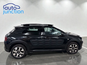 Used Citroen C4 Cactus 2016 for sale - 76982587: Photo