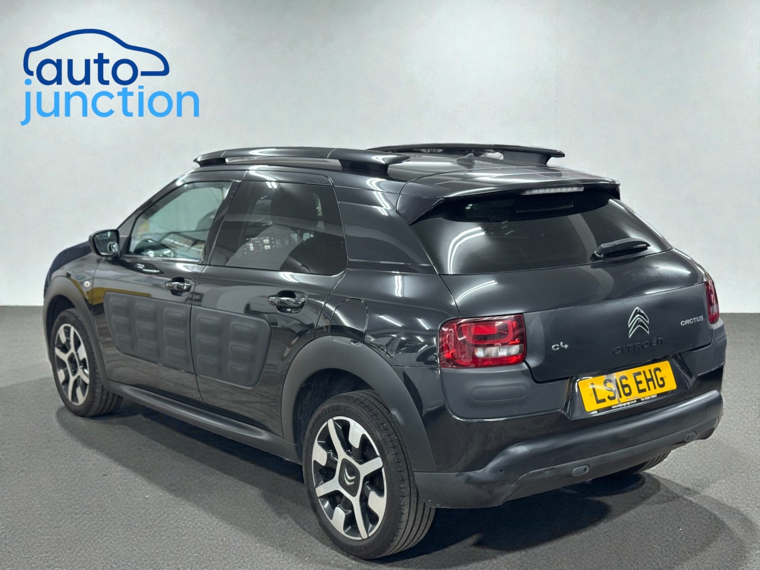 Used Citroen C4 Cactus 2016 for sale - 76982587: Photo 5