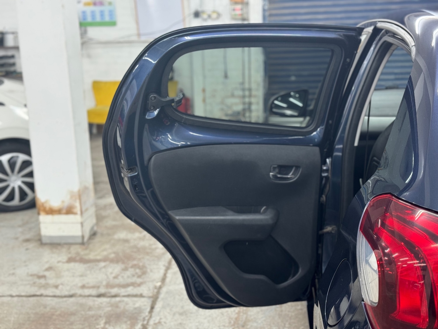 Used Peugeot 108 2016 for sale - 76097667: Photo 20