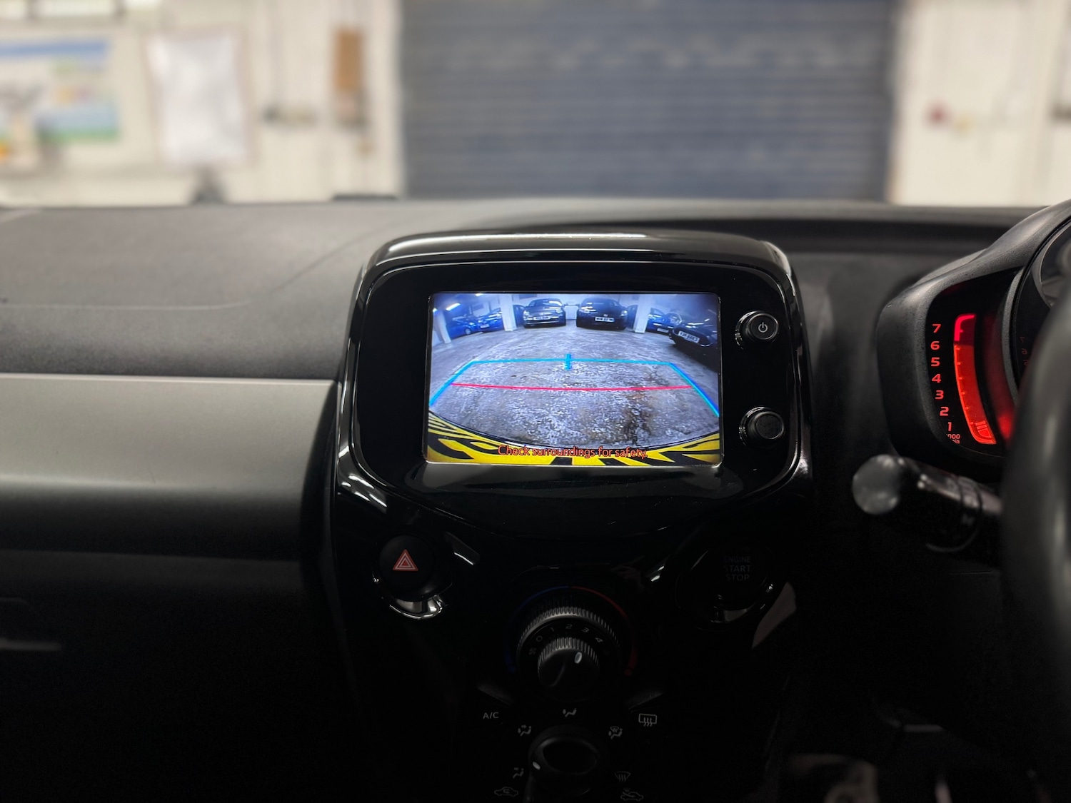 Used Peugeot 108 2016 for sale - 76097667: Photo 8