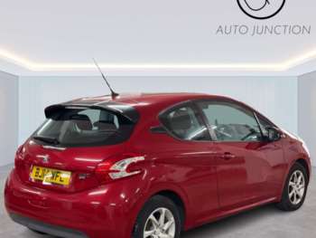 Used Peugeot 208 2014 for sale - 75429017: Photo