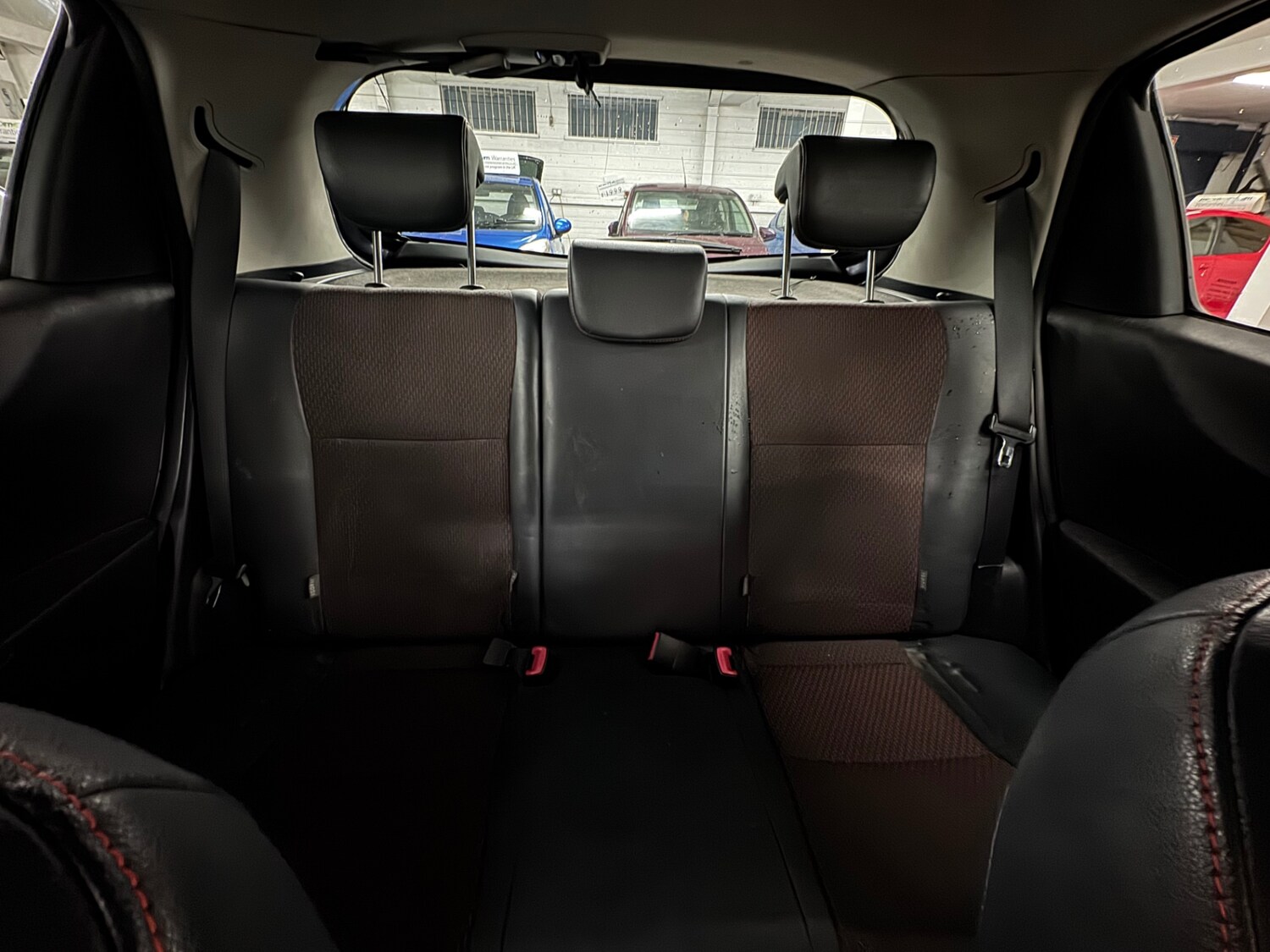 Used Toyota Yaris 2013 for sale - 77403841: Photo 13