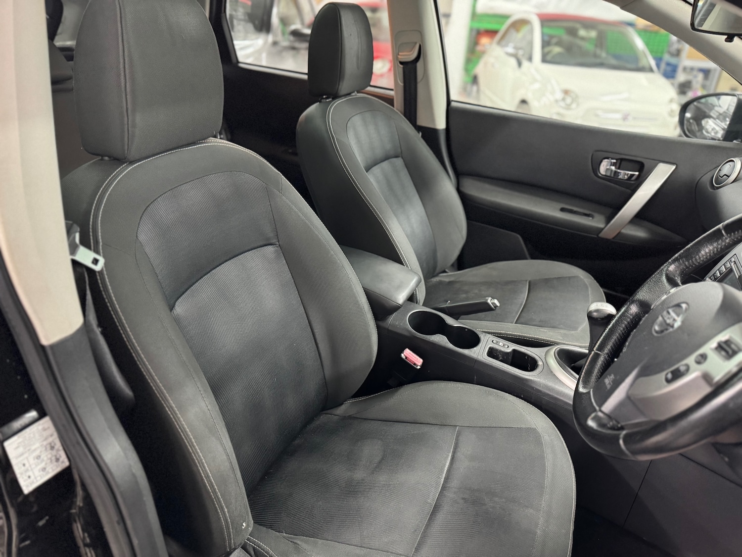 Used Nissan Qashqai 2011 for sale - 77364428: Photo 16